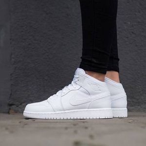 air jordan 1 mid bg femme air jordan 1 mid bg femme